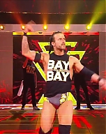 WWE_NXT_TakeOver_New_York_2019_720p_WEB_h264-HEEL_mp40208.jpg
