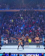 WWE_Friday_Night_Smackdown_2019_11_01_720p_HDTV_x264-KYR_mkv0243.jpg