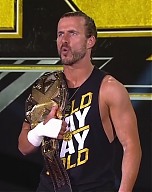 WWE_NXT_2019_12_11_USAN_720p_WEB_h264-HEEL_mp41052.jpg