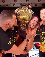 WWE_NXT_TakeOver_Toronto_2019_720p_WEB_h264-HEEL_mp44607.jpg